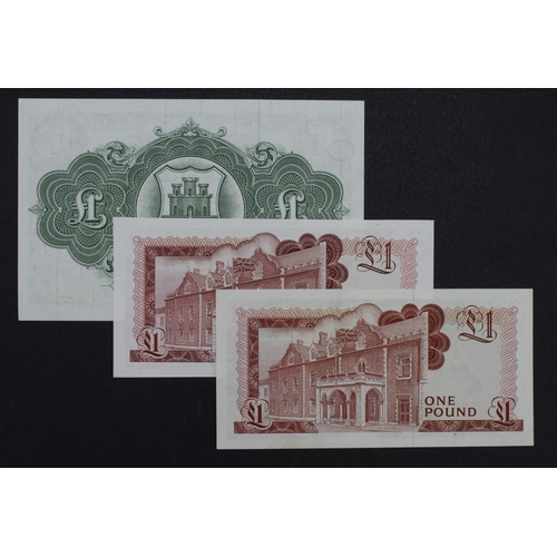 722 - Gibraltar (3) 1 Pound dated 20th November 1971, serial H270533, Rock of Gibraltar at lower centre (T... 