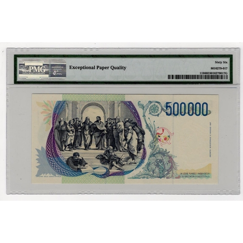 765 - Italy 500,000 Lire dated 6th May 1997, final pre Euro issue, portrait Raffaello at right, serial RA ... 