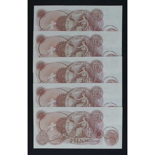 89 - Fforde 10 Shillings (B309) issued 1967 (5), a consecutively numbered run of LAST SERIES notes, seria... 