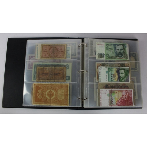 946 - World (122), collection in album including Malta 1 Pound 1951, Italy 1000 Lire 1947, Ceylon, France,... 