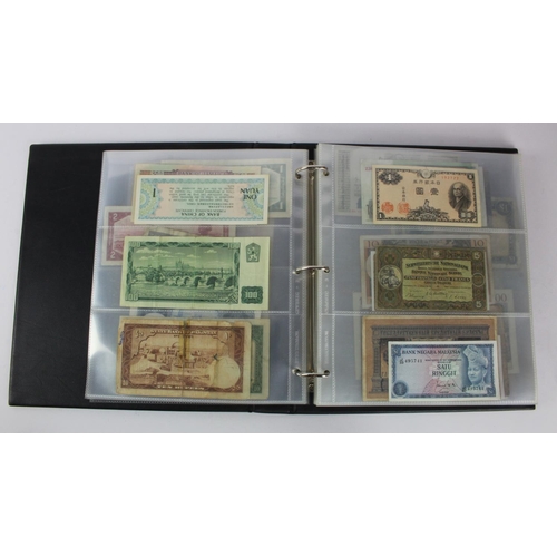 946 - World (122), collection in album including Malta 1 Pound 1951, Italy 1000 Lire 1947, Ceylon, France,... 