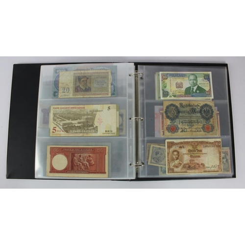 964 - World (204), collection inalbum including Guatemala 1 Peso 1899, Ceylon 10 Cents 1942, Gambia 10 Shi... 