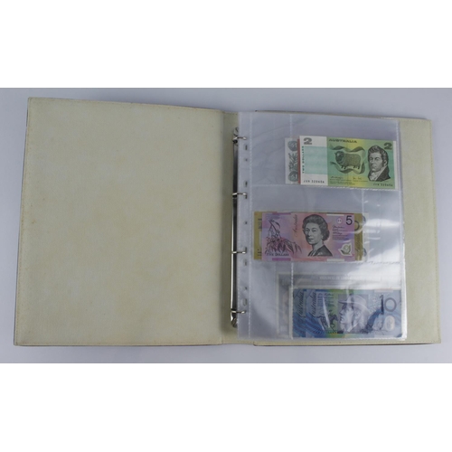 965 - World (209), collection in 3 albums and a slip case, specimen notes, consecutive notes, replacement ... 