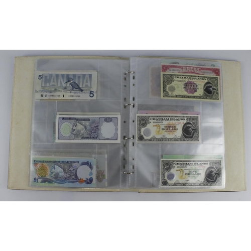 965 - World (209), collection in 3 albums and a slip case, specimen notes, consecutive notes, replacement ... 