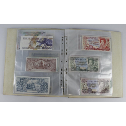 965 - World (209), collection in 3 albums and a slip case, specimen notes, consecutive notes, replacement ... 