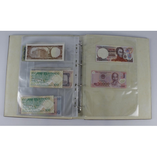 965 - World (209), collection in 3 albums and a slip case, specimen notes, consecutive notes, replacement ... 