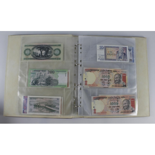 965 - World (209), collection in 3 albums and a slip case, specimen notes, consecutive notes, replacement ... 