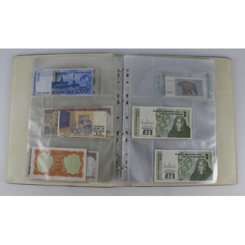 965 - World (209), collection in 3 albums and a slip case, specimen notes, consecutive notes, replacement ... 