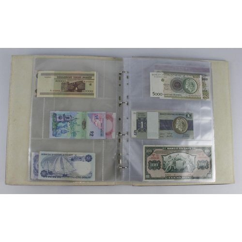 965 - World (209), collection in 3 albums and a slip case, specimen notes, consecutive notes, replacement ... 