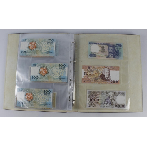 965 - World (209), collection in 3 albums and a slip case, specimen notes, consecutive notes, replacement ... 