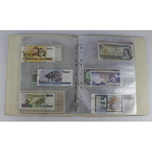 965 - World (209), collection in 3 albums and a slip case, specimen notes, consecutive notes, replacement ... 