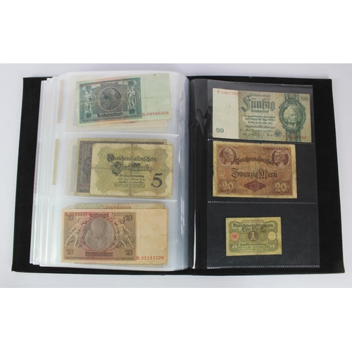 971 - World (300), collection in album including Suriname, Ecuador, North Korea, Kenya, Romania, Algeria, ... 