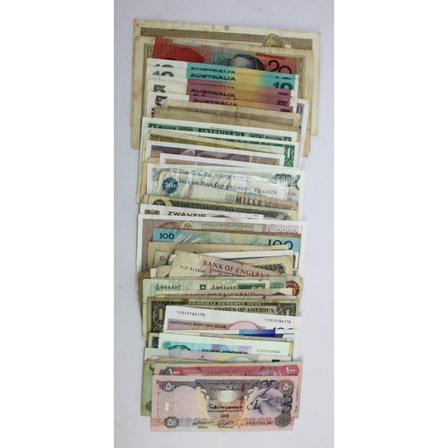 983 - World (66), including Morocco 500 Francs 1949, France 1000 Francs 1942, Australia 20 Dollars, 10 Dol... 