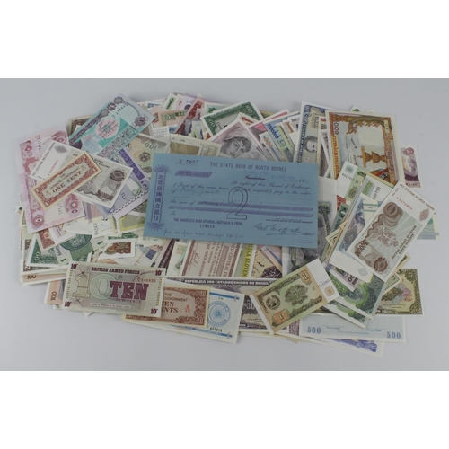 991 - World (approx. 1000), a large group of high grade world notes in box, all Uncirculated or about