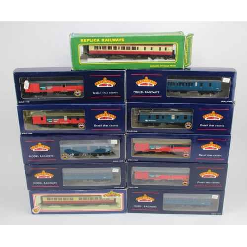 295 - Bachmann. Eleven boxed mostly Bachmann OO gauge coaches (one Replica Railways), including 39-182, 39... 