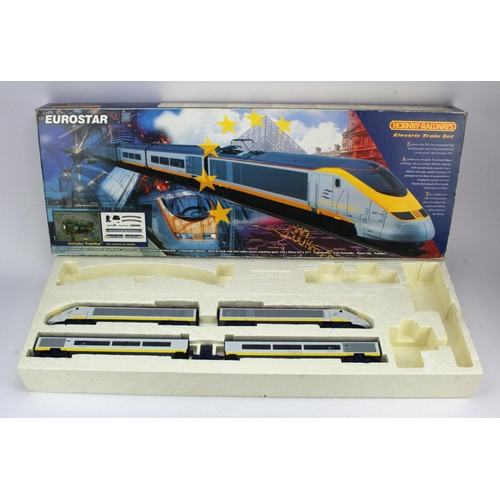 317 - Hornby. A boxed (incomplete) Hornby OO gauge 'Eurostar 4 Car set' (R816, missing the controller & tr... 