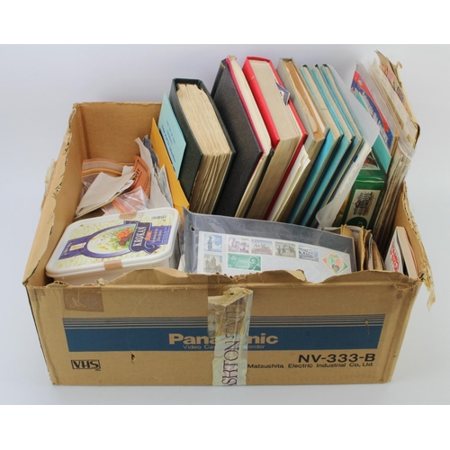 137 - Mega 'World' sorter lot with mainly used in albums / stockbooks (7), album pages, tins of loose stam... 