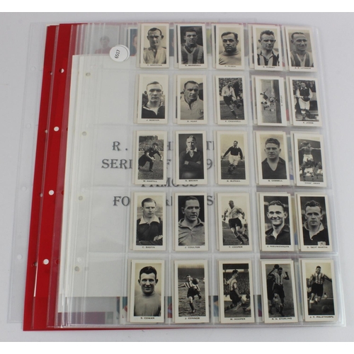 720 - Football - collection of 6 complete sets contained in large pages, sets are - Sinclair (English & Sc... 