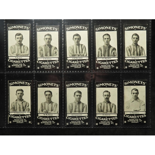 725 - Football interest, Simonets (Jersey) Local Footballers 1925 issue, full set in pages G - VG cat valu... 