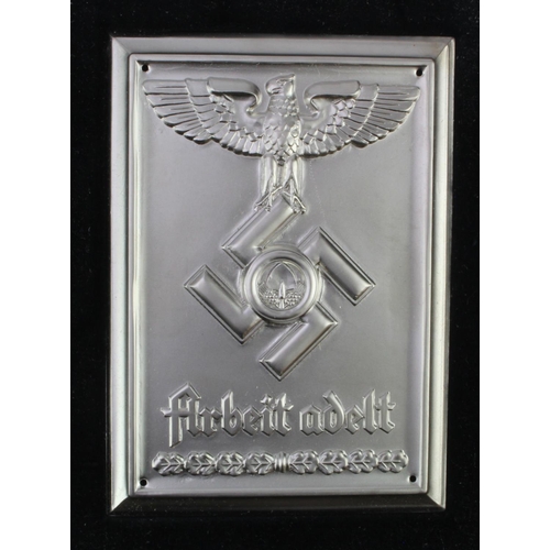 207 - German Arbeit Adelt plaque in fitted box, probably an award for good service.