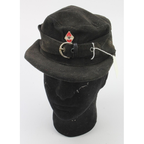 244 - German Hitler Youth cap, service wear.