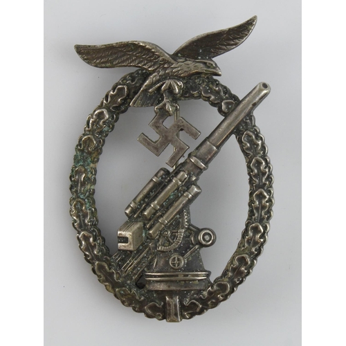 269 - German Luftwaffe Flak war badge unmarked.