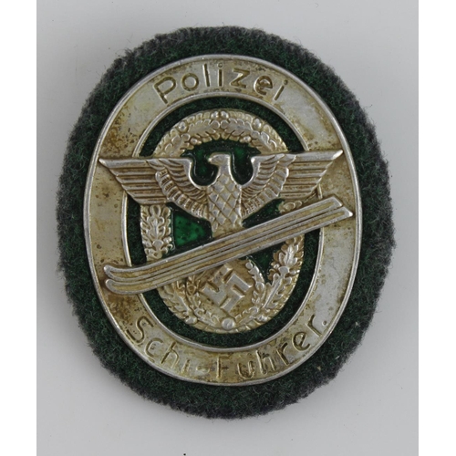 288 - German Mountain Police skiing badge.