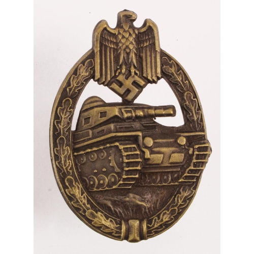 305 - German Panzer Assault badge in bronze, maker marked.