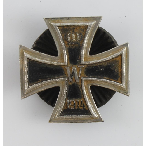 359 - German WW1 Iron Cross 1st class private purchase screw back solid example.