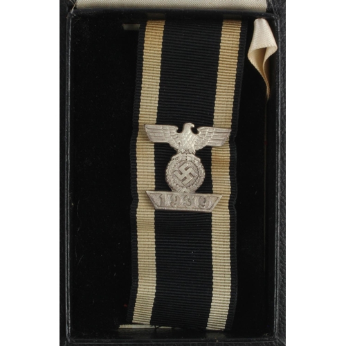 367 - German WW1/2 Spange for 2nd class Iron Cross in case.