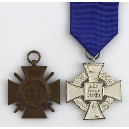 369 - German WW2 25 Year Faithful Service medal with WW1 cross of honour with good selection of service do... 