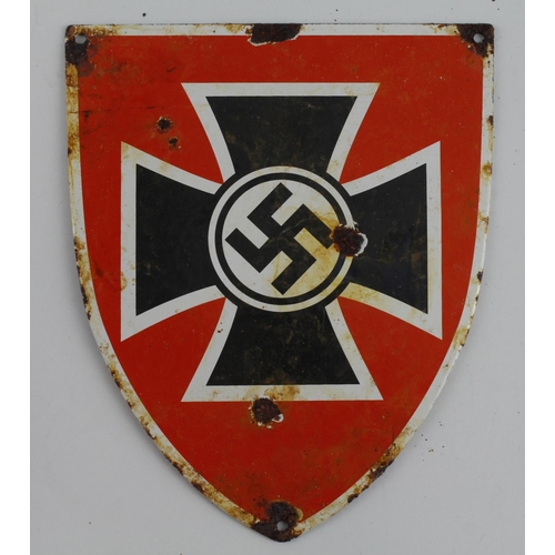 401 - German WW2 veteran’s organisation enamel plaque.