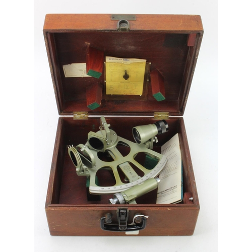 529 - Cased Micrometer Sextant Ref: 51963 by Freiberger. Case named 'Capt S H Wong'.