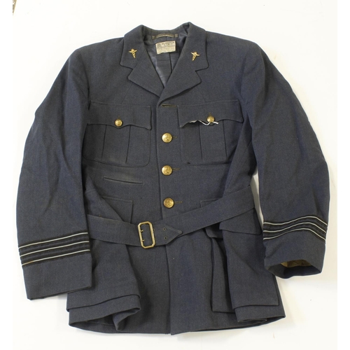 580 - RAF WW2 officers service jacket to a Wing Commander with the Medical Branch complete with collar bad... 