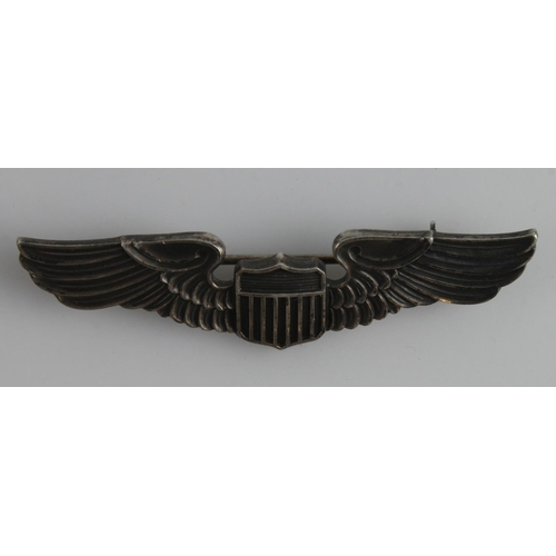 605 - Sterling Silver WW2 USAAF Shirt Size Pilots Wings. Maker: Balfor.