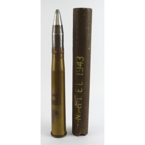 685 - WW2 40mm 1943 dated Bofors shell in its 1943 dated card storage tube.