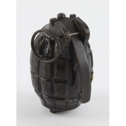 698 - WW2 No. 36 mills hand grenade deactivated inert