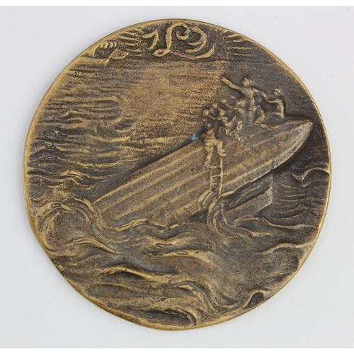 888 - L19 sinking commemorative medal – finish poor.