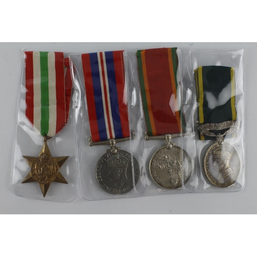 969 - WW2 South African group - Italy Star, War Medal, Africa Service Medal all medals named (14358 F. De.... 