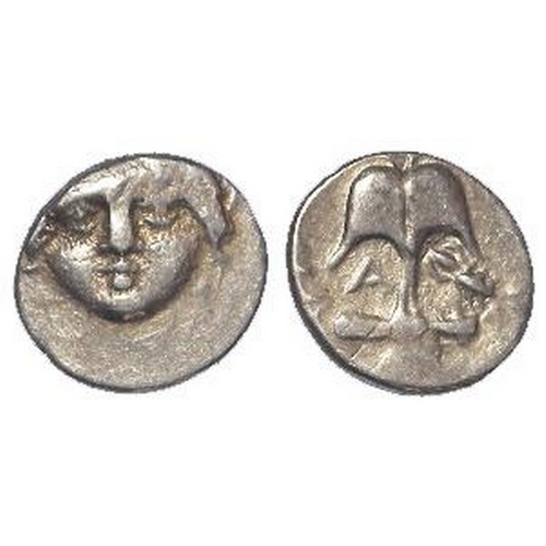 338 - Ancient Greek Apollonia, Pontica silver Diobol 450-400BC, facing hd. of gorgon / anchor and crayfish... 