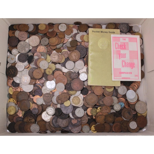 450 - GB & World Coins, early to modern base metal, large quantity in a box, includes predecimal such as G... 