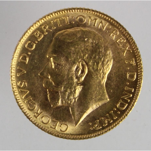 71 - Sovereign 1925 UNC