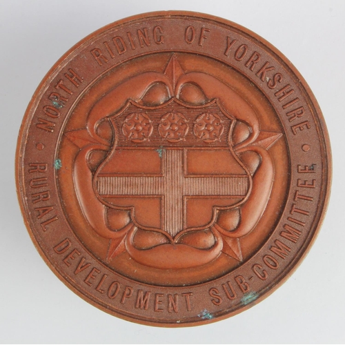 744 - British Civic Award, bronze d.51mm: North Riding of Yorkshire, Rural Development Sub-Committee medal... 