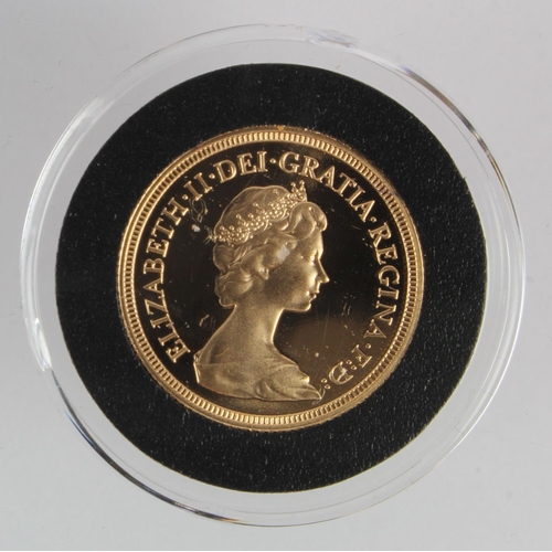 78 - Sovereign 1979 proof, aFDC in capsule only.