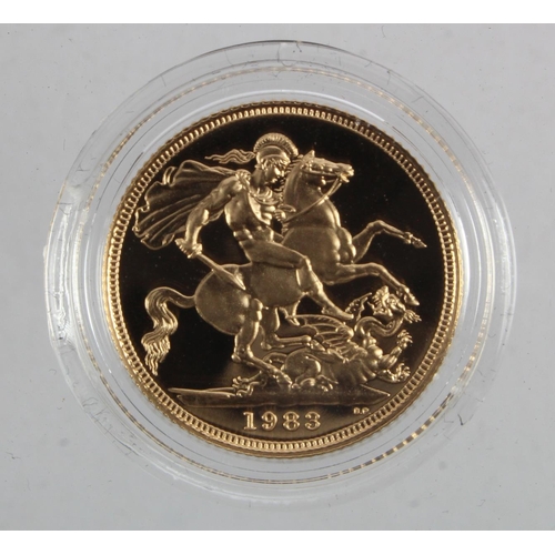 81 - Sovereign 1983 Proof aFDC in a hard plastic capsule