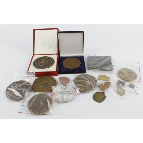 824 - Poland / Polish commemorative medals, awards, plaques etc (16) early to late 20thC, noted Polish shi... 