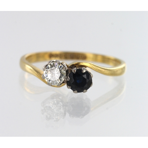 204 - 18ct yellow gold diamond and sapphire Toi Et Moi ring, one round brilliant cut diamond approx. 0.26c... 