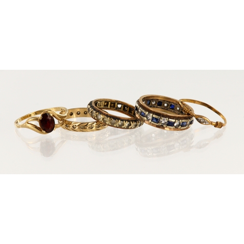 326 - Five 9ct gold rings, stones include diamond, garnet, paste, finger sizes L/M, M/N, N/Ox2, P, total w... 