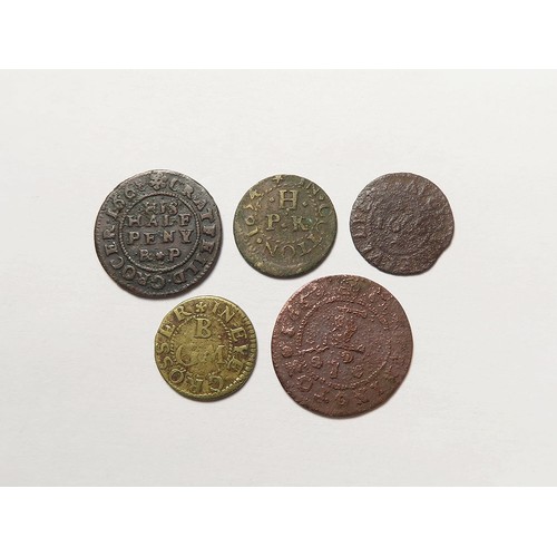 875 - Tokens, 17thC Suffolk (5): Cratfield, Robert Pallant 1/2d 1668, peacock, D#104, Fine; Cotton, Peter ... 