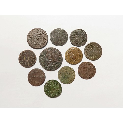 877 - Tokens, 17thC Suffolk, Bury St Edmunds, surnames A-G (11): George Adkisson 1/4d, baker, D#37, Fine; ... 